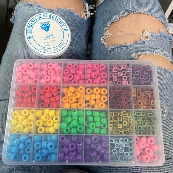 Rainbow Pony Beads Set *New* - Picture 2 of 3